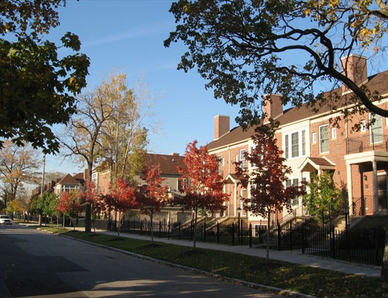12 English Village Condominium - Detroit