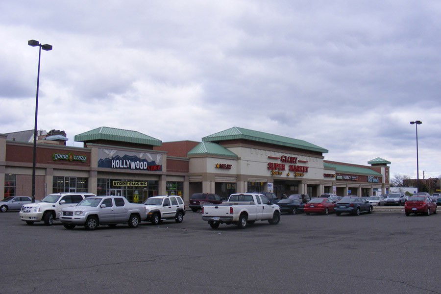 Model T Plaza5